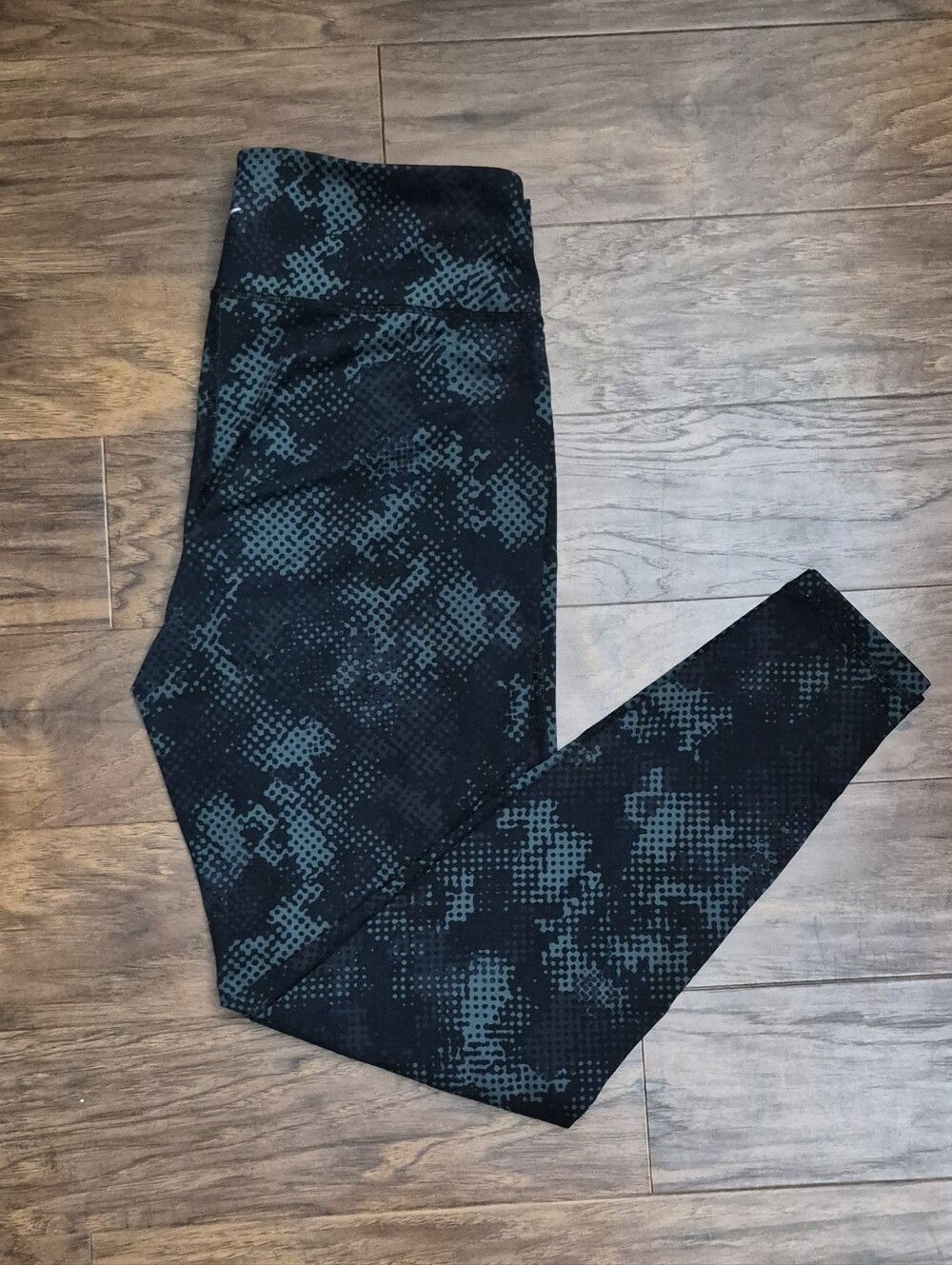 Old Navy Black & Green Patterned Athlectic Workout Pants Size Large